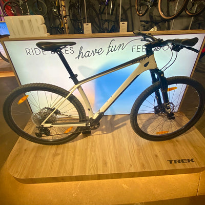 SCOTT SCALE 930 L BEDEN