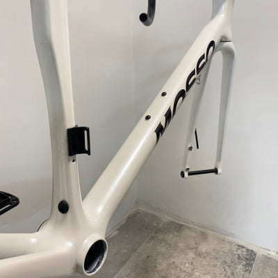 MOSSO FALCON SR CARBON M BEDEN + ENTEGRE GİDON